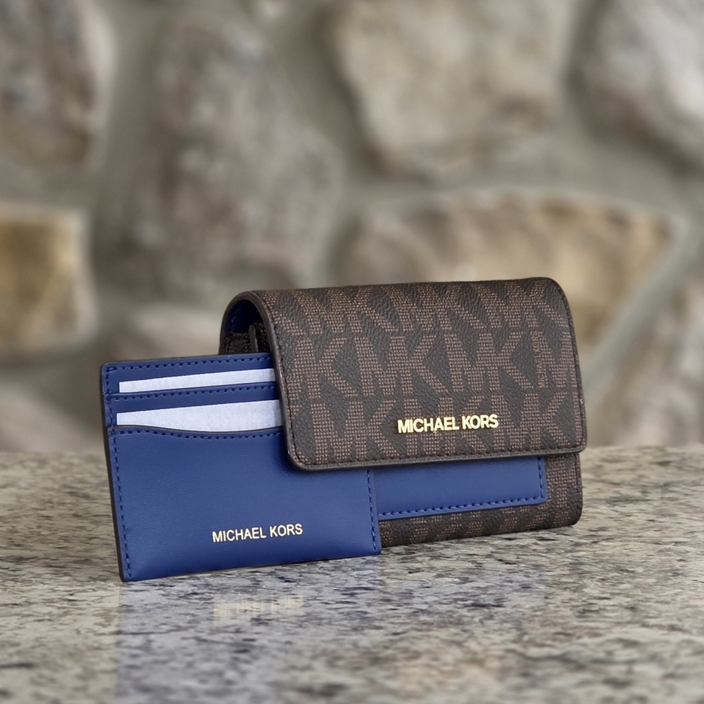 Michael Kors Jet Set Logo Medium 2in1 Wallet - Picture 2 of 7